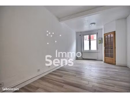 maison 4 pièces 70 m²