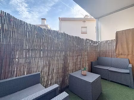 vente appartement 1 pièce 23 m² fréjus (83600)