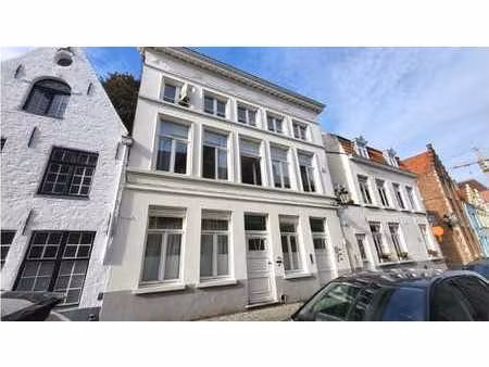 gezellig 2-slaapkamer appartement te huur in brugge