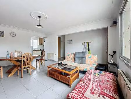 vente maison à montaigu (85600) : à vendre / 94m² montaigu