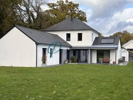 vente maison à sucé-sur-erdre (44240) : à vendre / 161m² sucé-sur-erdre