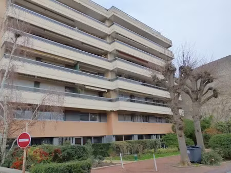 vente appartement 4 pièces 96 m² à saint-germain-en-laye (78100)  690 000 €