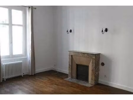 location appartement 2 pièces à nantes centre ville (44000) : à louer 2 pièces / 54m² nant