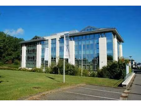 nice office for rent