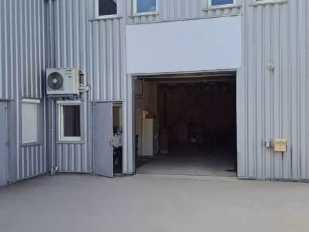 local d'activités à vendre