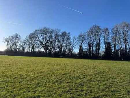 terrain constructible viabilisé à vendre