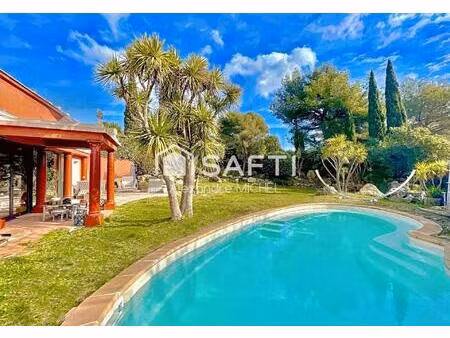 vente maison 7 pièces 289 m² le castellet (83330)