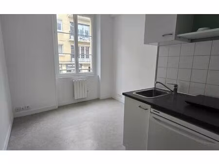 location appartement  12.21 m² t-1 à caen  395 €