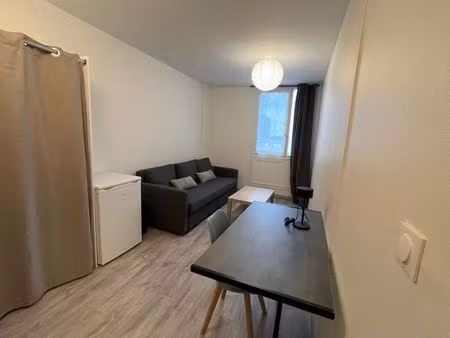 location appartement 1 pièce 85 m² à évry-courcouronnes (91000)