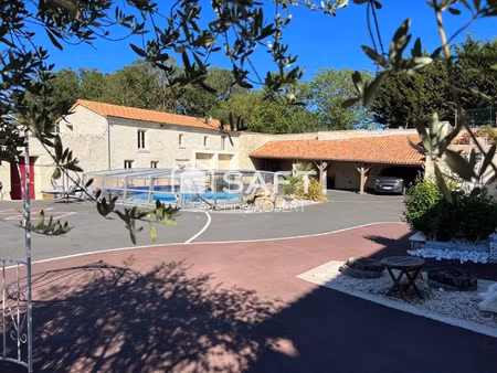 vente maison 7 pièces 241 m² les trois-moutiers (86120)