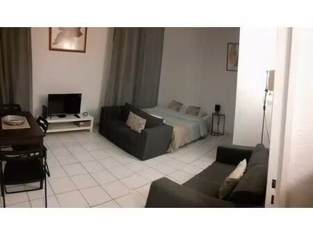 location appartement 1 pièce 35 m² à noisy-le-grand (93160)