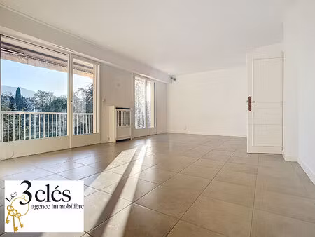 location appartement 4 pièces 98 m² à chambéry (73000)