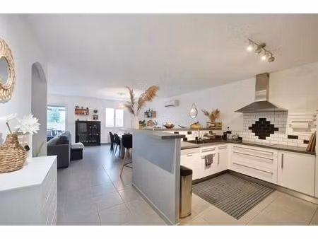 maison de 4 pièces de 97 m² à alès