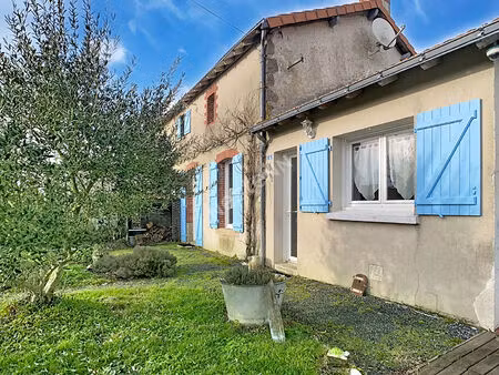 venez découvrir sans plus tarder cette charmante maison idéalement située à proximité immé