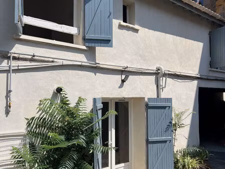 location appartement 3 pièces 55 m² à oullins-pierre-bénite (69310)