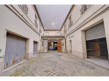 local/appartement paris 249.44 m2