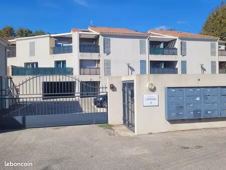 beau t2 meublé  rénové et lumineux dans résidence sécurisée avec ascenseur  wifi  terrasse