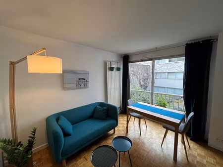paris 04 - rue de la verrerrie - studio meublee - 35.86m²