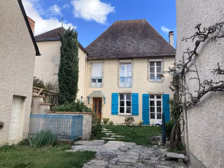 spacieuse maison de ville !