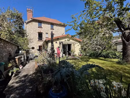 vente maison 7 pièces 745000 m² à lagny-sur-marne (77400)  745 000 €