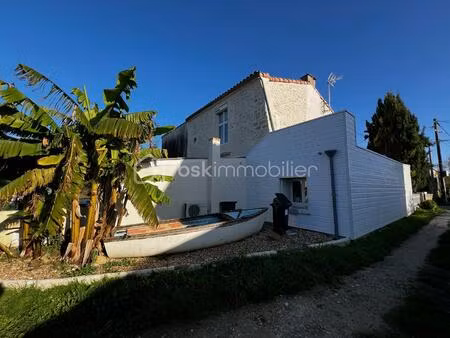 maison de 104 m² à le gua