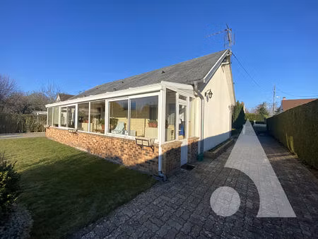 plain pied 3 chambres + bureau avec jardin et garage - axe crepy - senlis