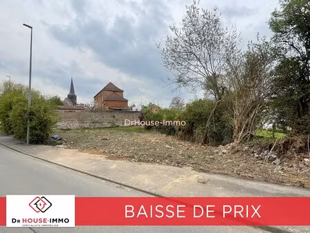 terrain constructible avec 3 garages en secteur prise !