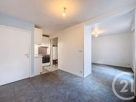 appartement t1 à vendre - 2 pièces - 28 92 m2 - tours - 37 - centre