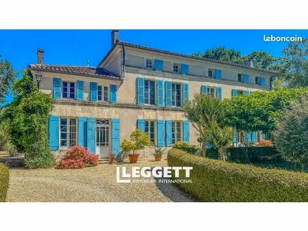 maison 9 pièces 295 m²