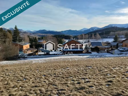 vente terrain 1581 m² à montclar (04140)  85 000 €