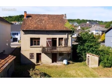 maison individuelle 4 pieces 75m² avec beau potentiel