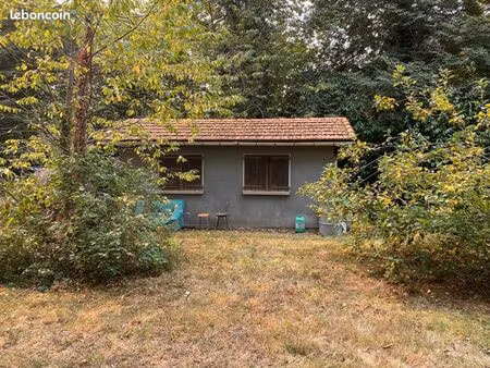 terrain de loisirs 2914 m2 plat et arboré en bordure de neste idéal pêcheurs et amoureux d