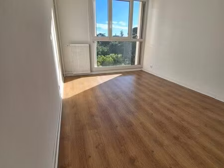 appartement t4 saint julien 80 m²