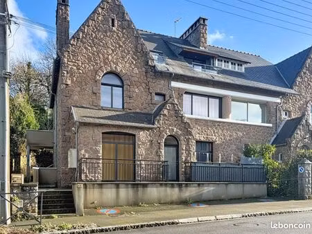 studio 1 pièce 28 m²