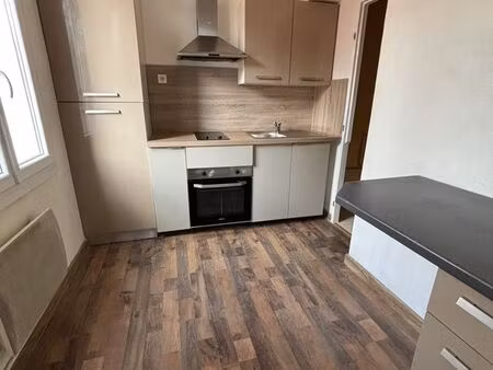 studio 1 pièce 24 m²