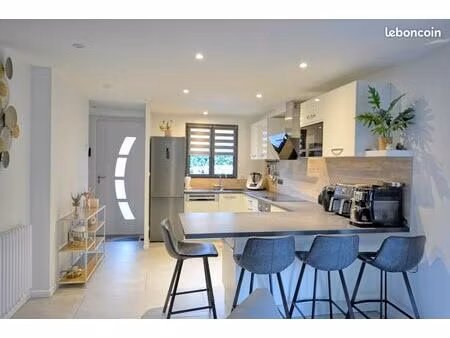 maison 4 pièces 83 m²