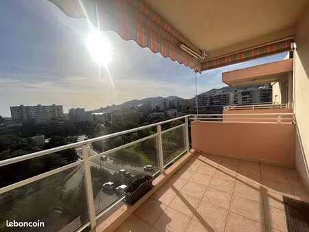 appartement 2 pièces 52 m²