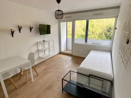 studio anglet meublé 550