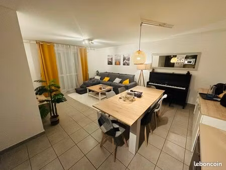 t3 meublé 69m² – étrembières – vue salève – fibre & parking inclus