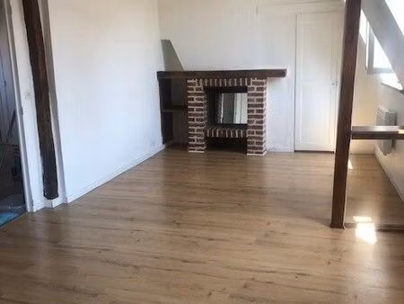 loue appartement t2 - 50 43m² - vieux-lille - rue saint jacques