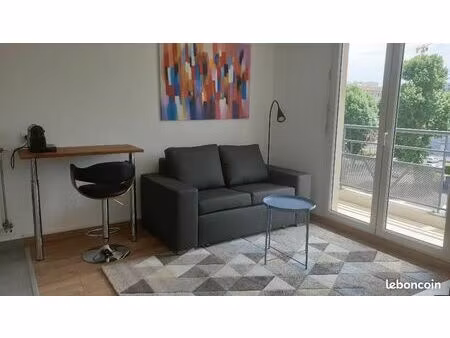 meublé 1 pièce 27 m²