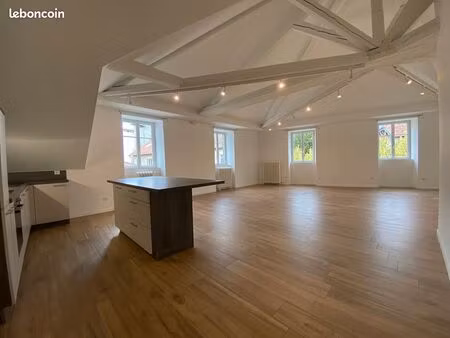 appartement 5 pièces 143 m²