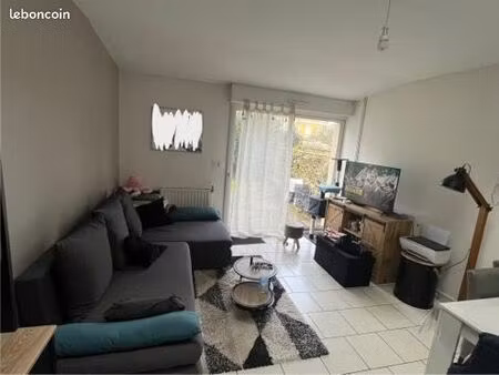 appart t2 quai ledru rollin face cathedrale