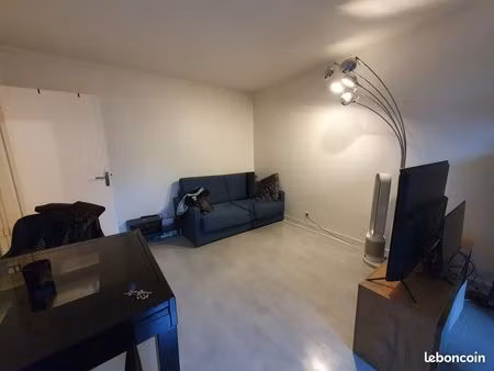 location studio meublé paris 11