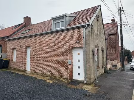 à découvrir – maison 2 chambres à louer à poix-du-nord (59218)