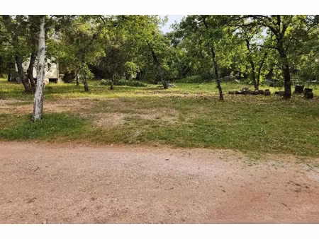 vente terrain 722 m² à le cannet-des-maures (83340)  158 000 €