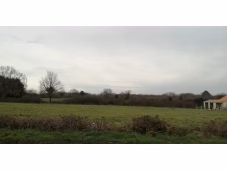 vente terrain 836 m² à les moutiers-en-retz (44760)  190 000 €