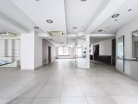 surface de commerciale de 135 située en centre-ville !