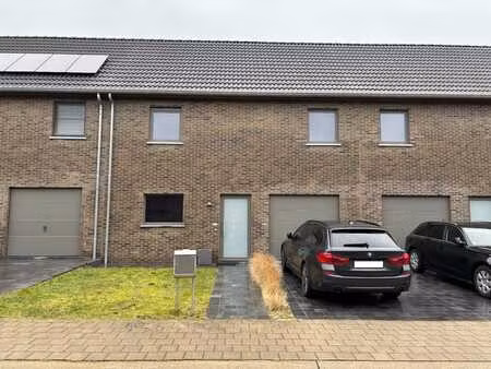 recente  nieuwbouwwoning te huur te rumbeke