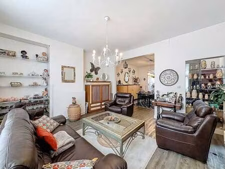 vub  superbe triplex 3ch ± 128m²